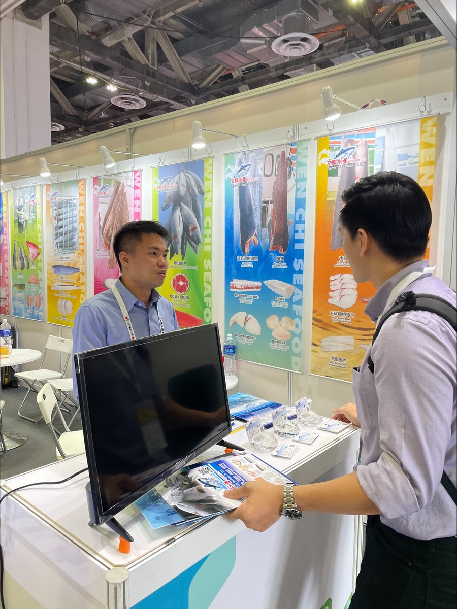 OceanOutcomes's tweet image. Our Asia Fishery Improvement Manager,  Ho-Tu Chiang, is in Singapore this week — repping O2 at  @SeafoodExpoAsia! #SEASIA23