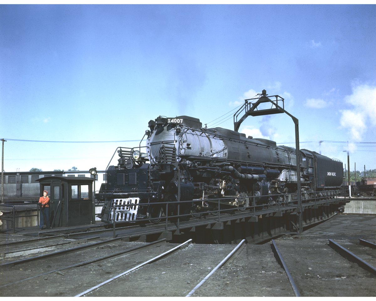 The first Big Boy locomotive was delivered to Union Pacific in September 1941.

Weighing 1.2 million lbs and 142ft long, the ‘Big Boys’ were the largest steam locomotives in the world.

Pictured: Locomotive UP 4007 on a turntable in the 1940s