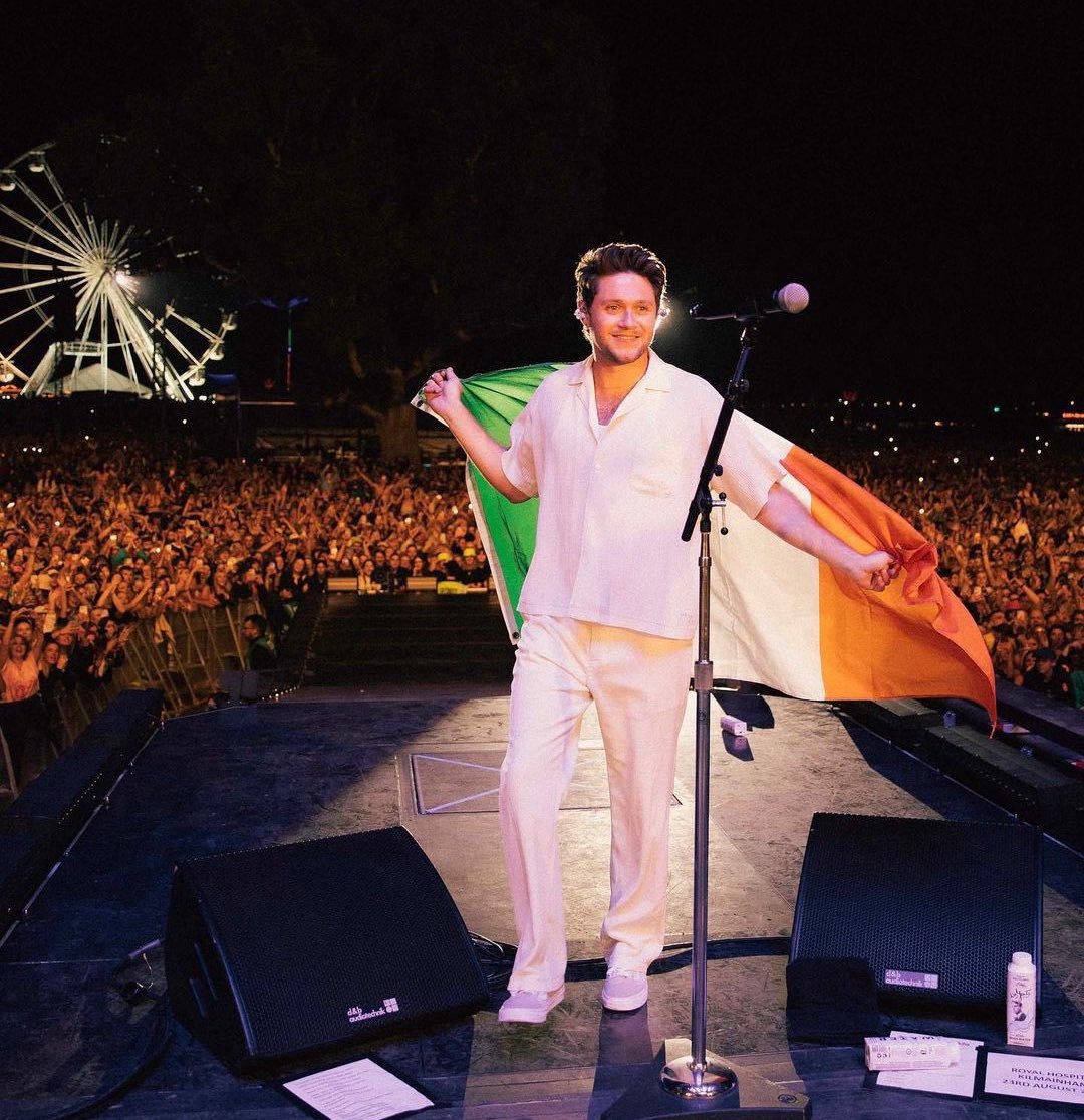 The world got to know him when he was only 16, he is now 30 years old!!

Niall Horan and a dream on his heart, to sell out arenas, make an album… He has now 3 albums and sold out tours/shows including upcoming MSG and The O2