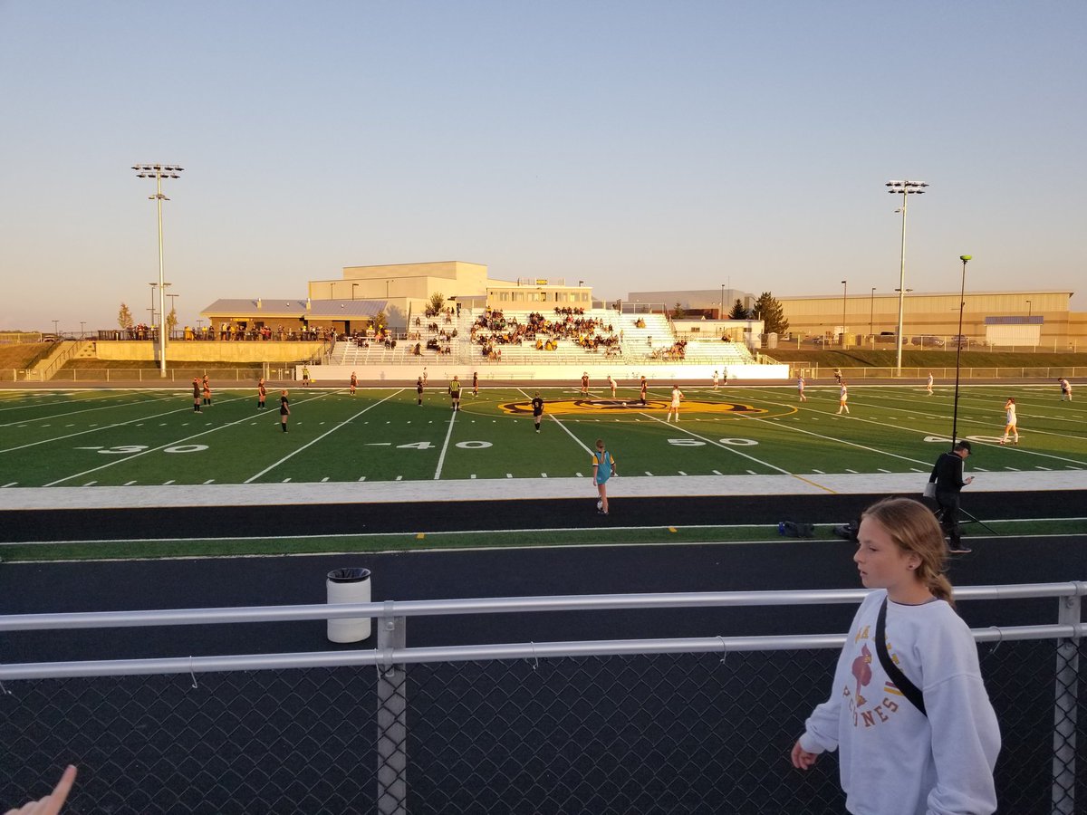 <a href="/kometsoccer/">KoMet Girls Soccer</a> strikes first off of an outstanding assist from McKenzie Carrier and a header from Hailey Otterness!!
1-0