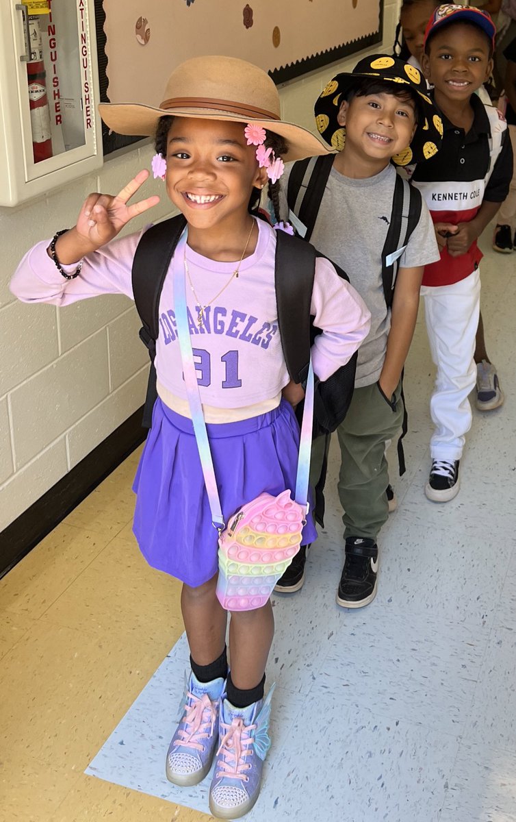 Megan Lowery-Pearley💙 (@meg_5pearls) on Twitter photo Check out these grizzlies displaying hallway expectations “the grizzly way”and in their hats for our August PBIS monthly incentive! <a href="/TES_hcs/">Tussahaw Elementary</a> <a href="/AnaHall2007/">Ana Hall</a> <a href="/YolandaReidWhe1/">Yolanda Reid Wheeler</a> Check out these grizzlies displaying hallway expectations “the grizzly way”and in their hats for our August PBIS monthly incentive! <a href="/TES_hcs/">Tussahaw Elementary</a> <a href="/AnaHall2007/">Ana Hall</a> <a href="/YolandaReidWhe1/">Yolanda Reid Wheeler</a>