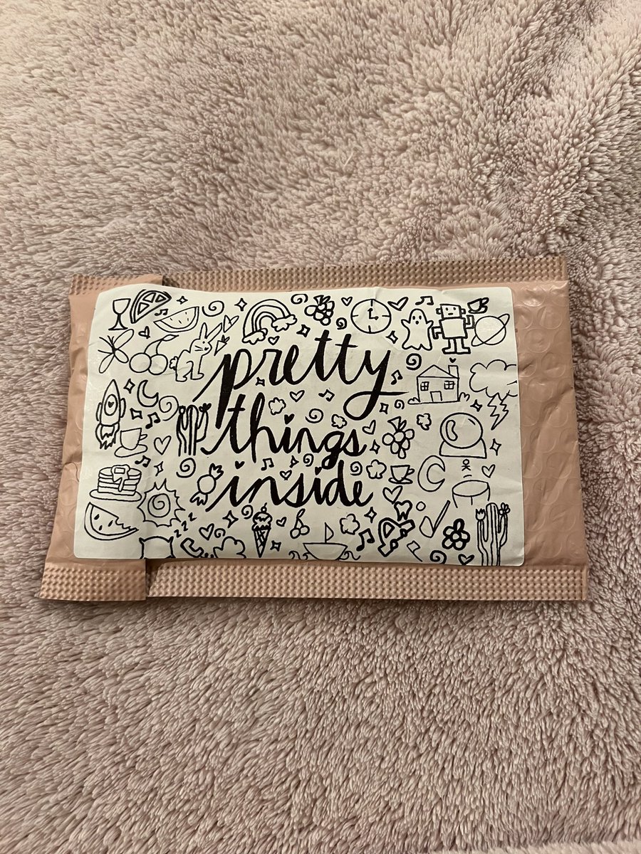 AHHHH <a href="/indebt4harry/">qui</a>