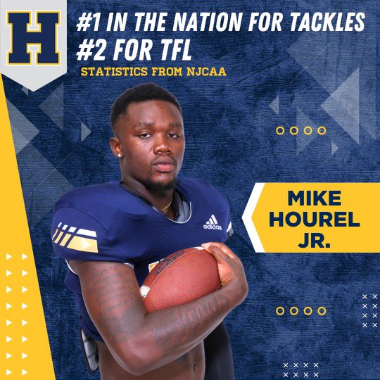 CoachDJmayo's tweet photo. Don’t miss out🗣️🗣️ @michaelhoureljr  can tackle, cover, and rush the passer!!! @AndyBulldogsFB @Madhousefit  We appreciate the great state of Alabama. https://t.co/AC8eFOmWo2