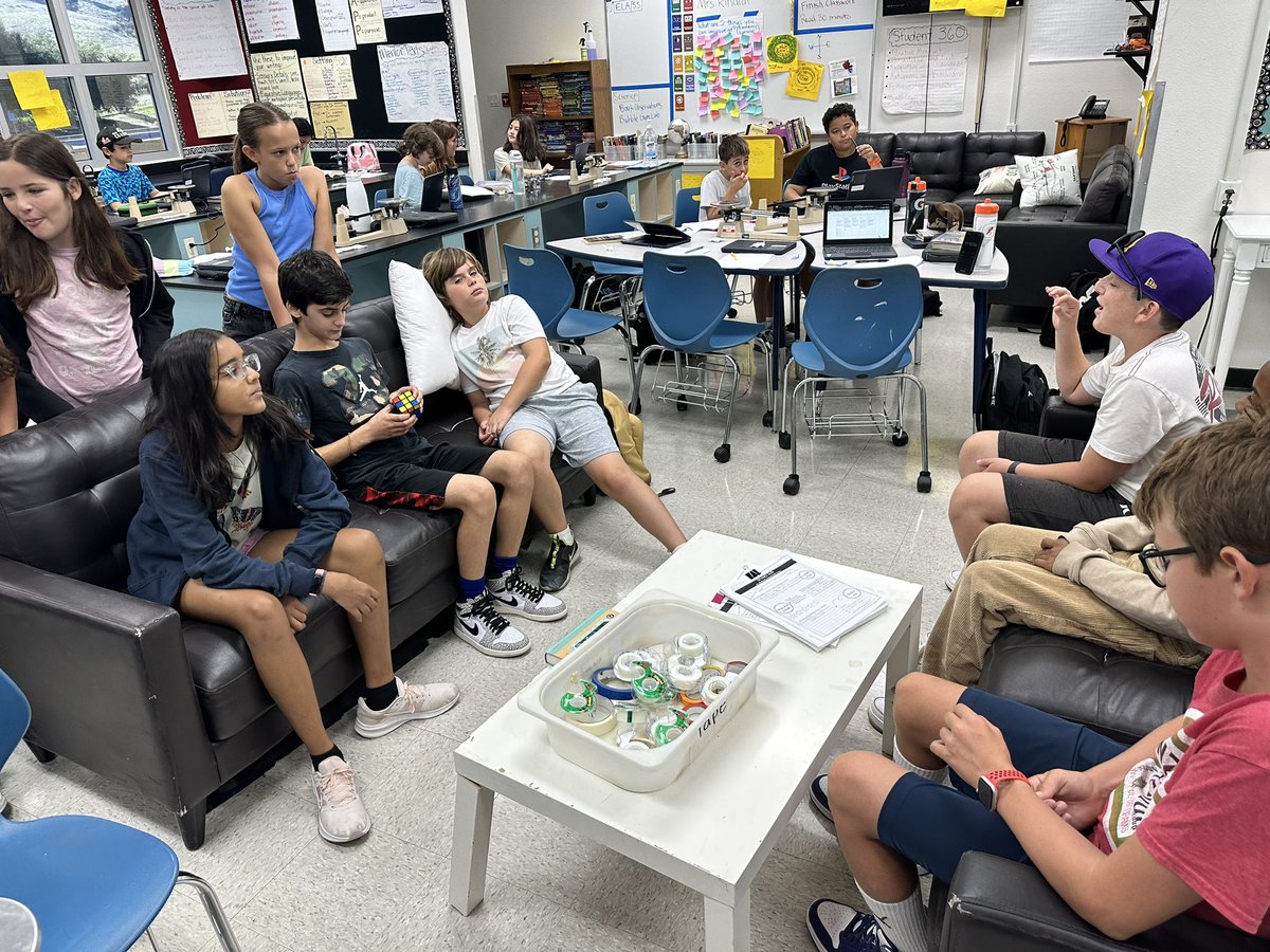 RRinaldi711's tweet photo. The one day rules are broken and bubble gum is allowed. Bubble gum lab in science! Lots of serious chewing today. @AEWrightMS @GATEatAEWright #lvusd https://t.co/G3qndTcNEX