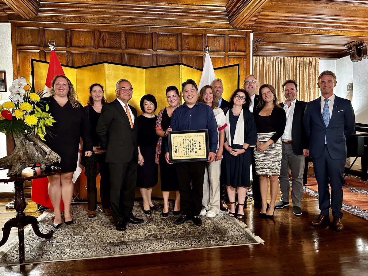 Embassy of Japan in Canada (@japanincanada) on Twitter photo I had an honor to confer the Ambassador’s Award upon Mr. Yosuke Kawasaki, 🎻Concert Master of <a href="/NACOrchCNA/">NAC Orchestra | Orchestre du CNA</a> for his promotion of friendly relations between 🇯🇵&🇨🇦 through music and being a great inspiration for the youth to follow. Congratulations!-Amb. Kanji Yamanouchi I had an honor to confer the Ambassador’s Award upon Mr. Yosuke Kawasaki, 🎻Concert Master of <a href="/NACOrchCNA/">NAC Orchestra | Orchestre du CNA</a> for his promotion of friendly relations between 🇯🇵&🇨🇦 through music and being a great inspiration for the youth to follow. Congratulations!-Amb. Kanji Yamanouchi