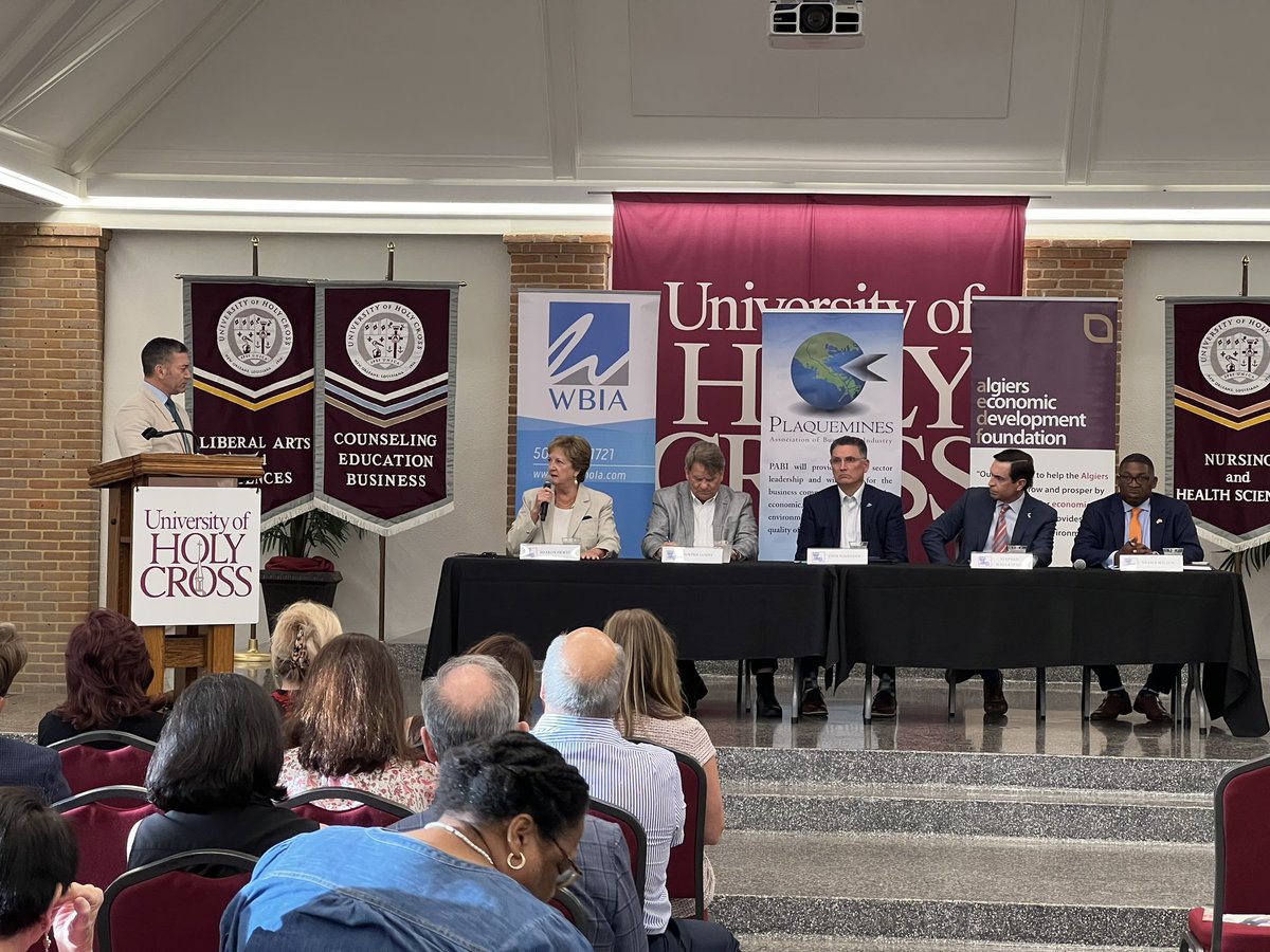 UofHC's tweet image. The Westbank Governor’s Forum at the University of Holy Cross was a great opportunity for meaningful dialogue and a look toward a brighter future for the great state of Louisiana. @WBIAnola @AlgiersEconomic @GNOinc 
#GovernorsForum #StateProgress #Collaboration