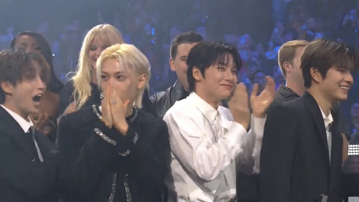 straykidsfilm's tweet photo. Stray Kids winning Best K-Pop @ VMAs 🏆 https://t.co/6tw54JDlli