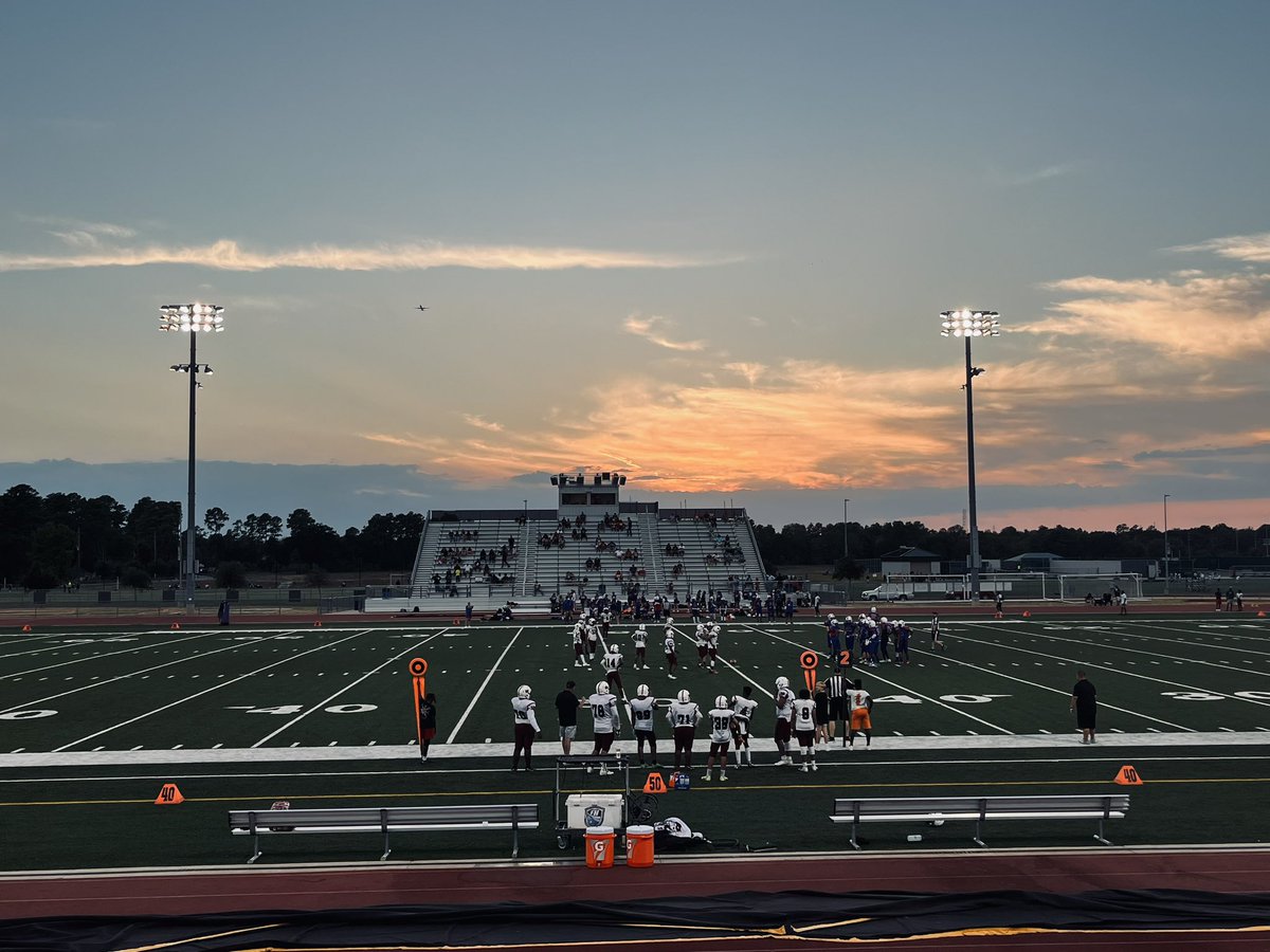 It’s another beautiful night in <a href="/WunderlichKISD/">Wunderlich Int.</a> 8th grade football! #wildcatnation