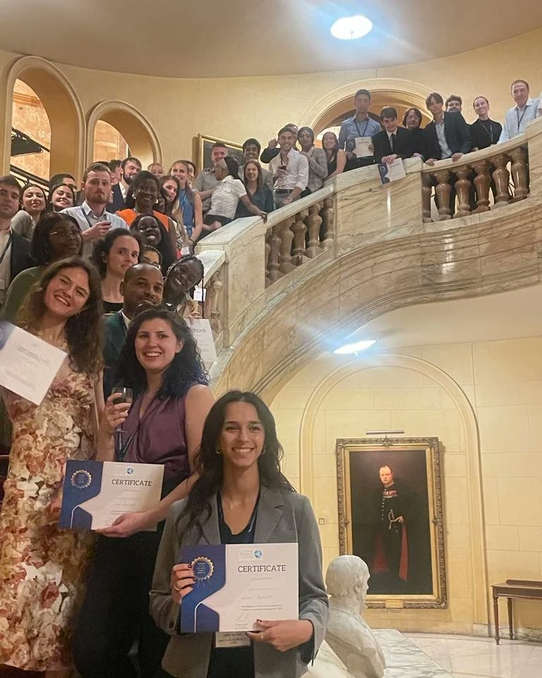 iyfniky's tweet photo. Enfin, la dernière partie de la quatrième journée du Young Diplomats Forum s'est conclue par une cérémonie de clôture émouvante et la remise des certificats de participation. Recevoir mon certificat a été un moment de fierté personnelle, symbolisant le travail et l'engagement que https://t.co/u5bdXpgFHD
