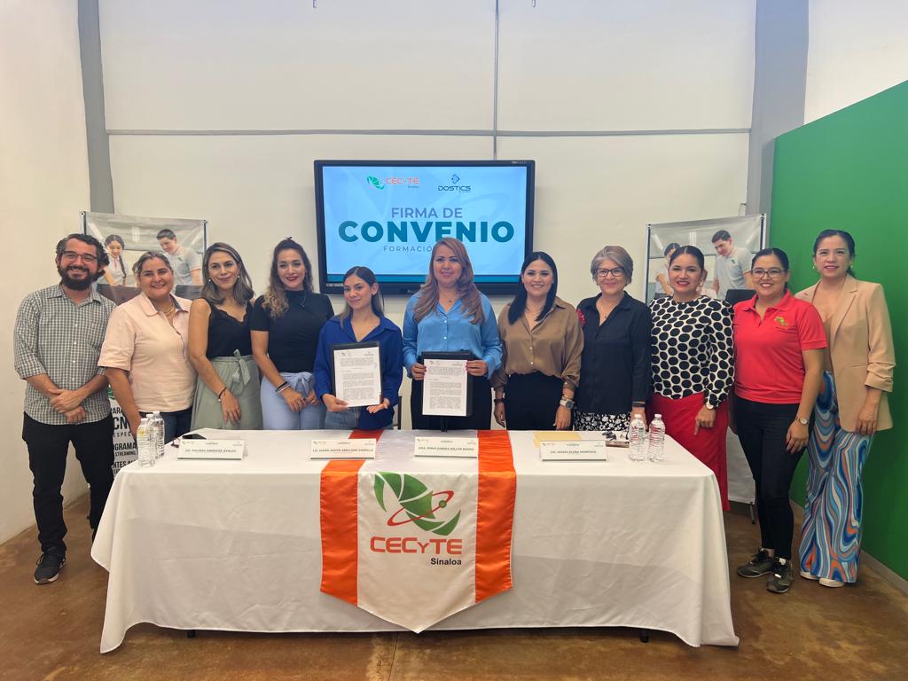 entreveredas's tweet photo. @CECyTESin  y DOSTICS signan convenio de colaboración para el desarrollo tecnológico y académico 
https://t.co/35IEKAWVt9 https://t.co/gh1v1eQpfn