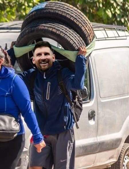 Ese es tu ídolo?? Xq el mío si 🥰