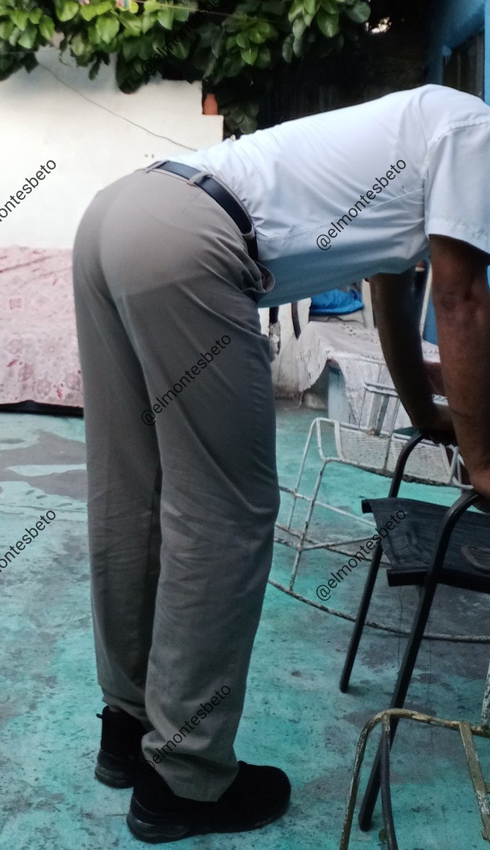 Cansado después de dos días pesadisimos de jale, echamos cheves? q calzón traeré ahorita ya sudado? Reetwet si te gustaría verlo 😏