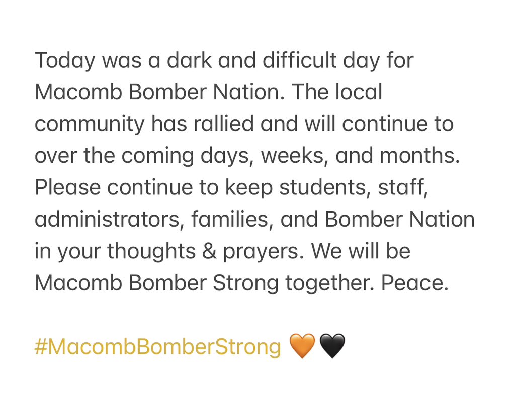 JusticeKeene1's tweet photo. #MacombBomberStrong https://t.co/2NLdxTUZxL