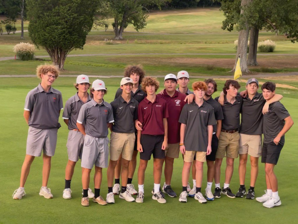DesalesGolf's tweet photo. We had our final match of the season today with our good friends at Holy Cross. Now to prepare for regionals next Tuesday!
#GolfColts https://t.co/ybG93uLQLZ