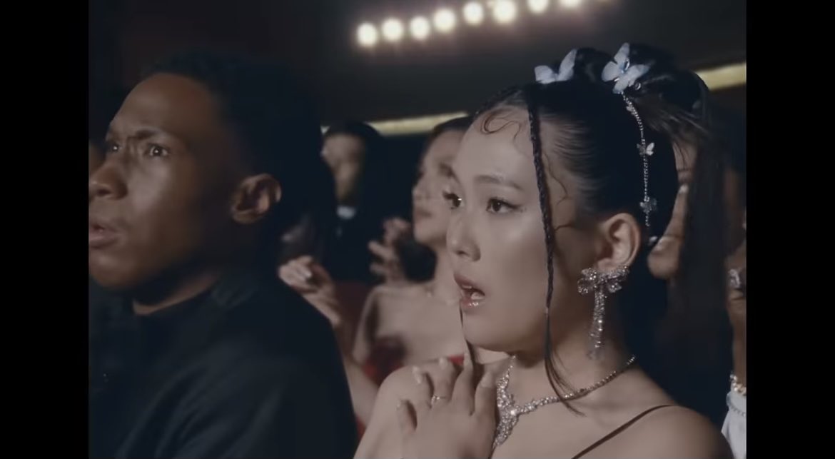 LiviesHQ's tweet photo. Selena understood the assignment!!!! #VMAs https://t.co/2oqRhmIMCB