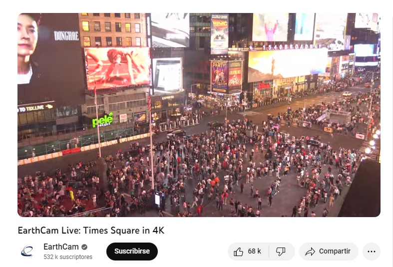 jaesjaw's tweet photo. Le alcance a sacar esta captura a Hae desde el stream de youtube que enfocaba a otro lado 🥰💙

SUPER JUNIOR D&amp;E IN TIMES SQUARE #DElight_PartyinChile #SuperJuniorDnEinChile
@SJ_DnE_official
@donghae861015

@AllRiseSilver
@HFT_official_ https://t.co/yfi98BtxKw