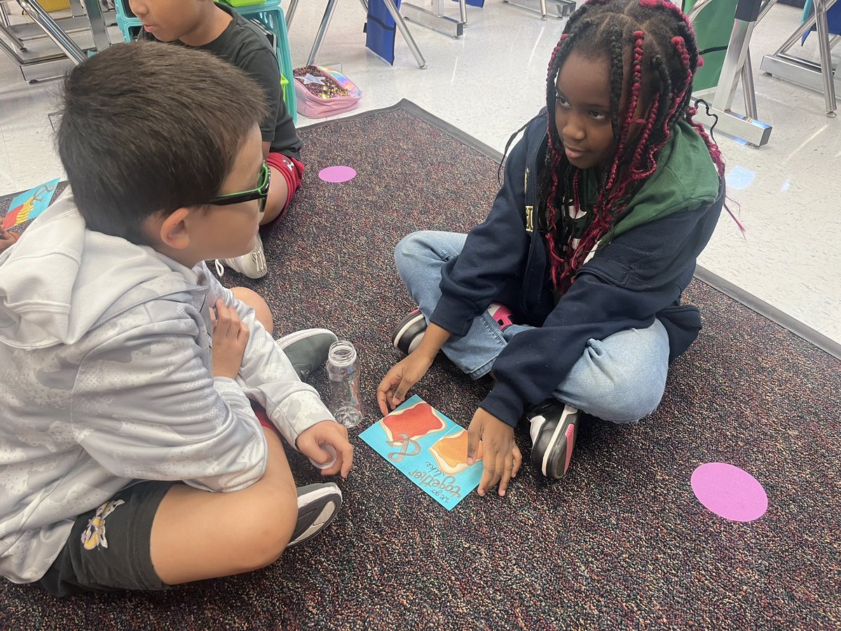 Heather Jones tweet media