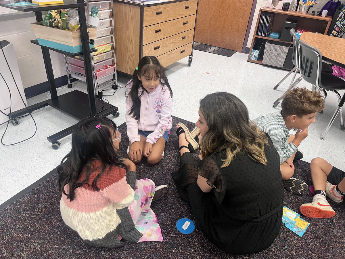 Heather Jones tweet media