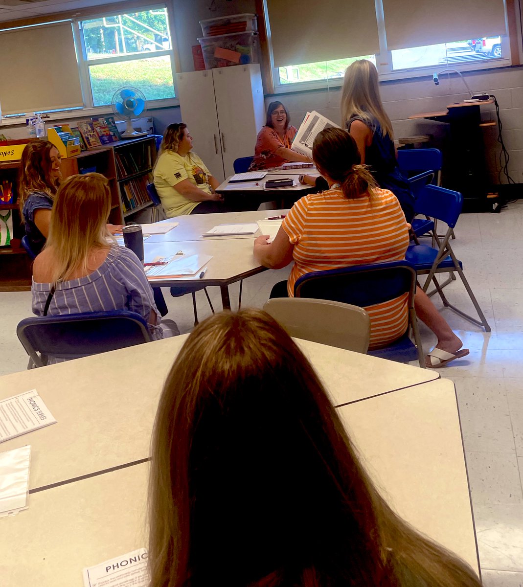 Melissa Hollen tweet media