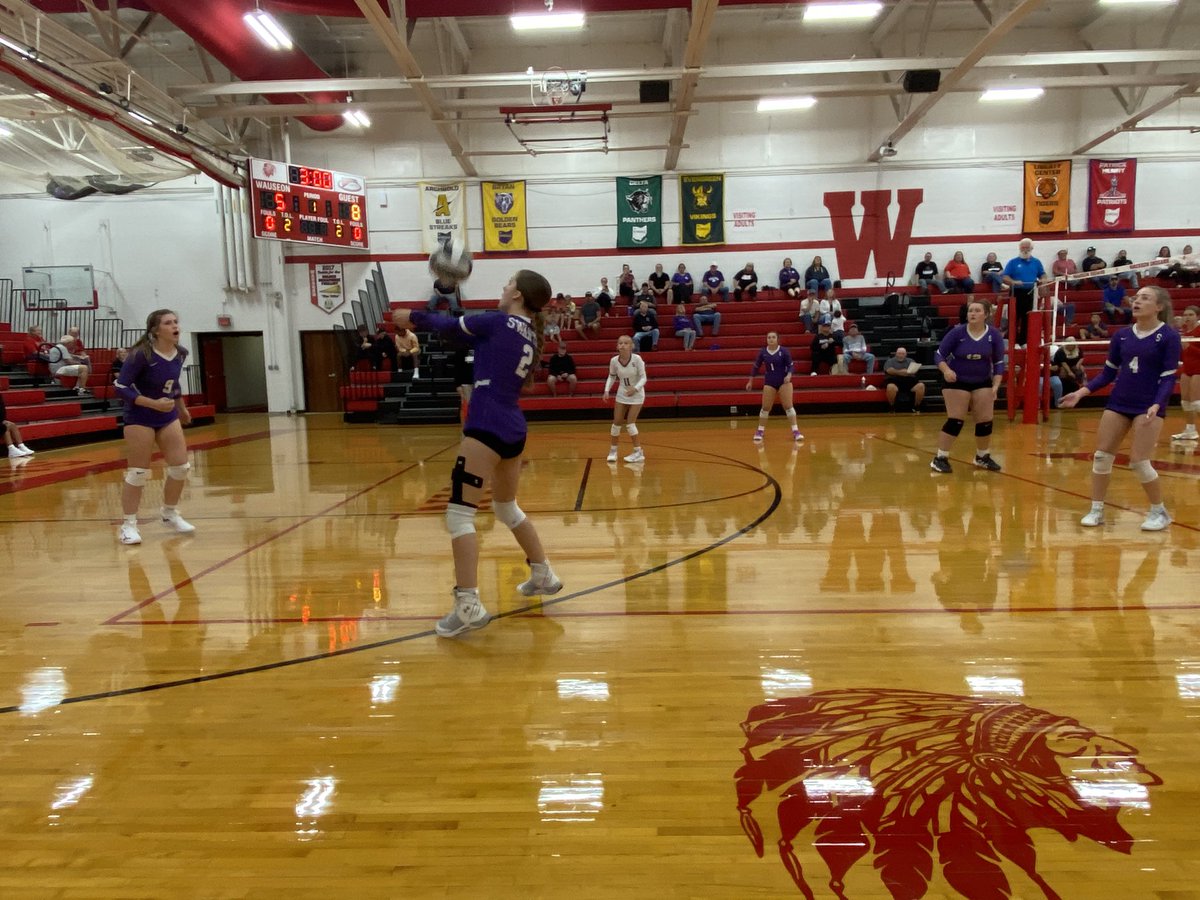 SHSBulldogsVB's tweet photo. Freshmen lose in 2 sets, but JV rebounds to get the victory over Wauseon! https://t.co/et2Eqj6FWe
