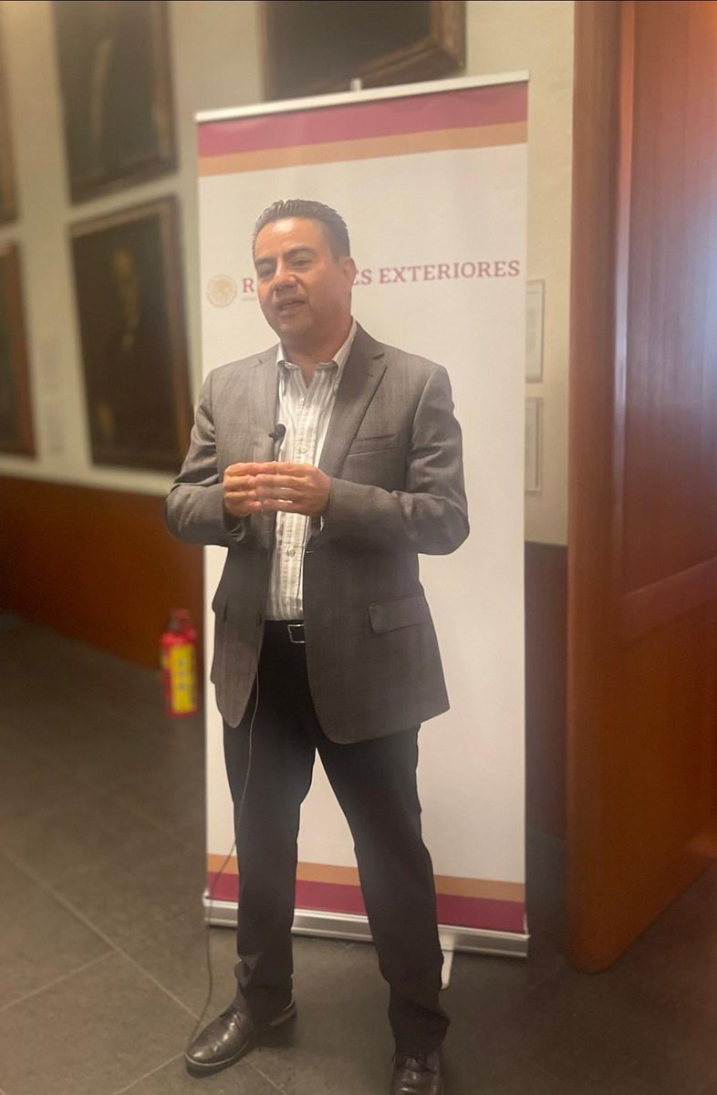 NodoHidalgo's tweet image. Nuestro presidente @AlonsoHuerta participa en la Reunión de Coordinación de Nodos de la @RedGlobalMx del @IME_SRE de la @SRE_mx donde se exponen los avances y propuestas de los #NodosMéxico para fortalecer los procesos de cooperación y diplomacia científica.
#RGMX