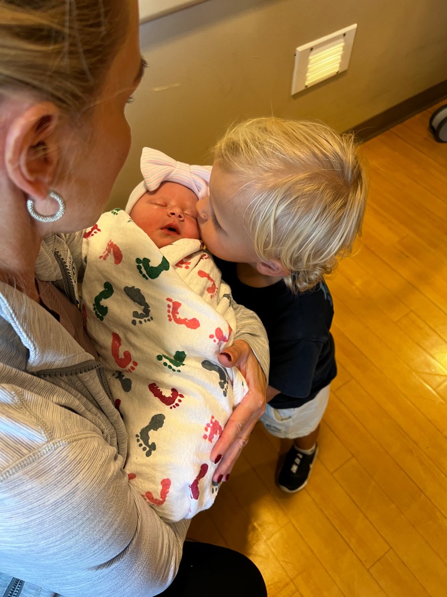 tymattinson's tweet photo. Two months of intern year down and a week of nights on trauma. I got to fly home for this. After seeing some of the most terrible things at the hospital, I get to be on the other side of things and the birth of my daughter and her brother meeting her is what makes it all worth it https://t.co/MCBrhJRWqI