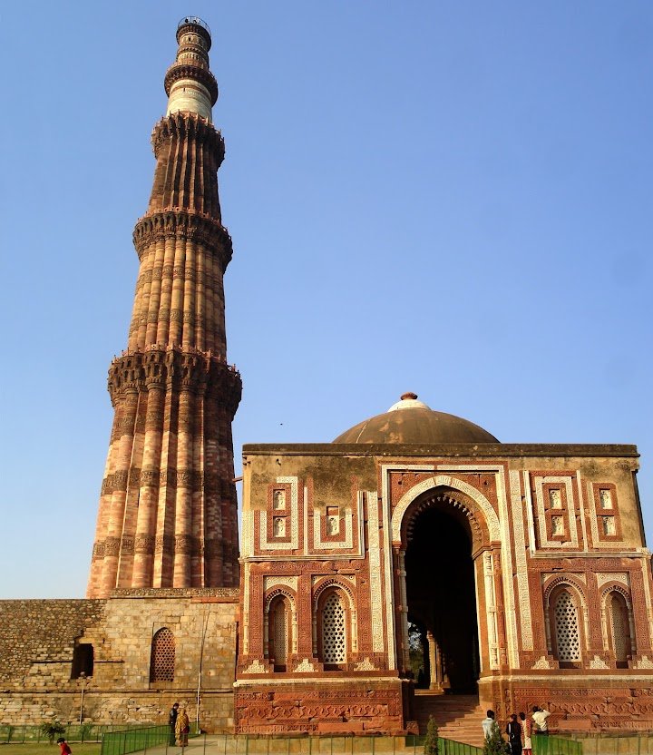 To many, it may be unbelievable. 

#TajMahal built by #Mughal emperor Shah Jahan is taller than #QutubMinar built by the founder of the Delhi Sultanate, Qutubuddin Aibak 

Well, the Taj is 73 m high, while the Qutub Minar measures 72.5 m in height.