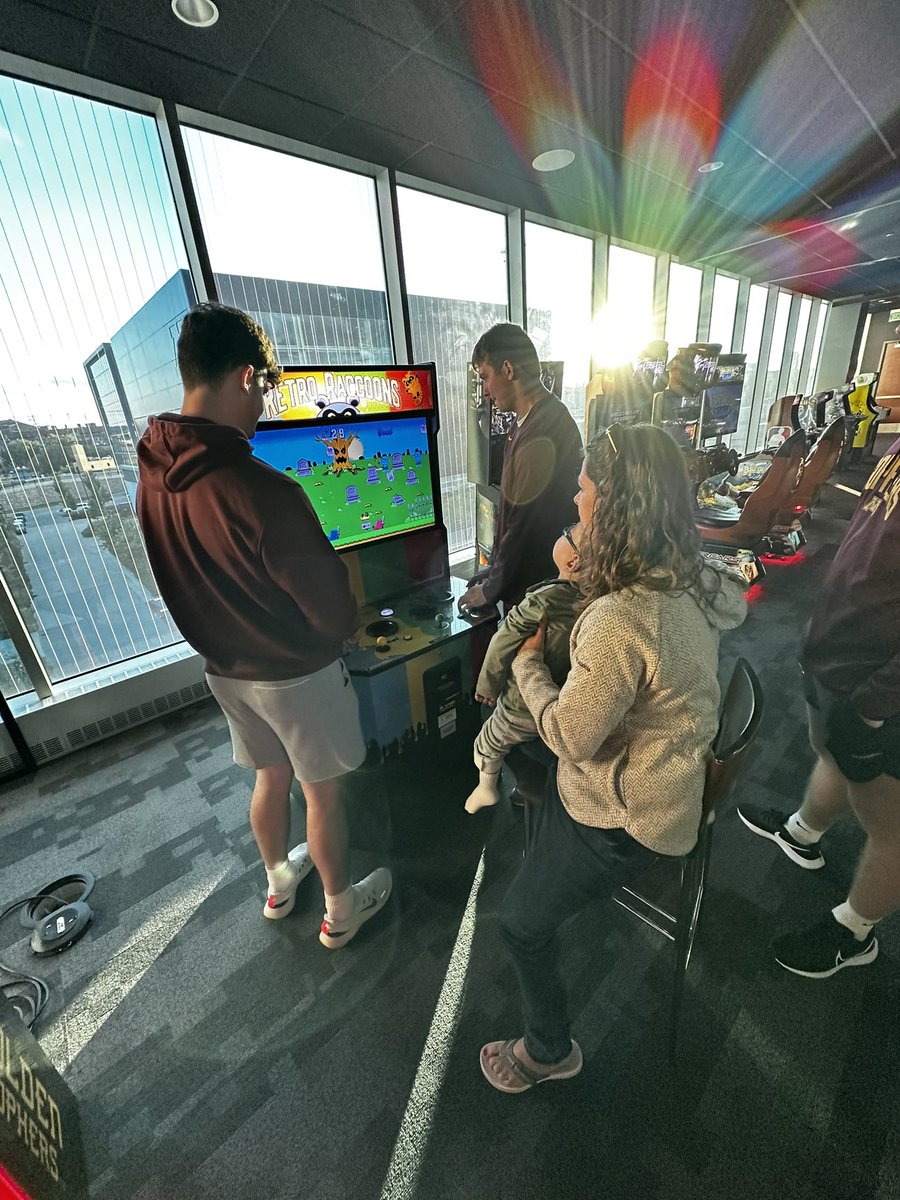 MNFBDEV's tweet photo. HATS OFF TO the tight end group that took some time this evening to hang with Mitchell in the players lounge.

@GoTeamIMPACT @DisanoJack @sampetersss @jamesongeers @Frank_Bierman @nickkallerup @brevyn_ @PierceWalsh7 @nathanjones_88 @thereal_wyguy https://t.co/LFKtwcFhiC