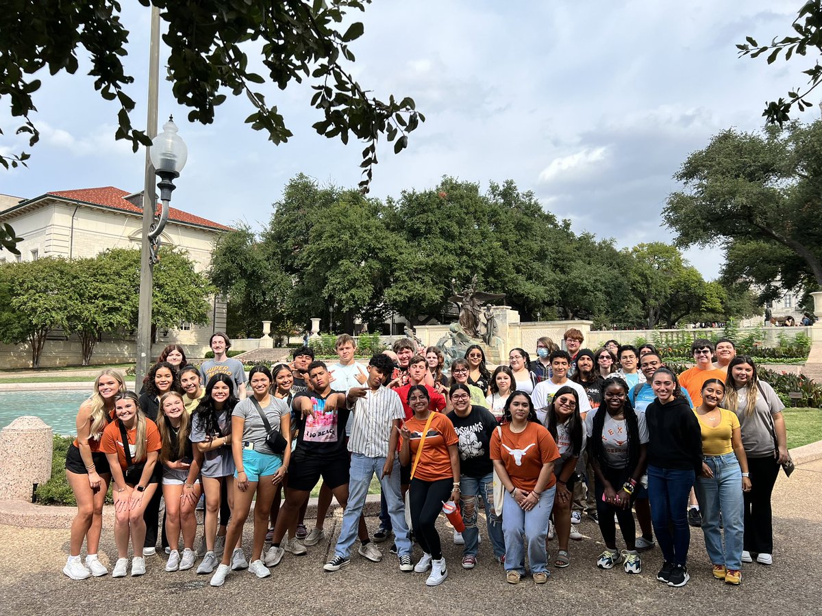 Spahn_AVID's tweet image. #MatadorAVID Went to visit University of Texas at Austin today! @SeguinHSTx @alvargasCCMR #HookEmHorns