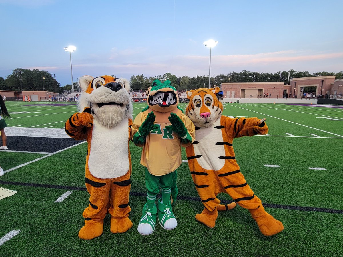 Football can be a friendly competition (between plays at least). <a href="/HumbleISD/">Humble ISD</a> <a href="/HumbleISD_AMS/">Atascocita Middle School</a> <a href="/HumbleISD_ARMS/">Autumn Ridge Middle School</a>