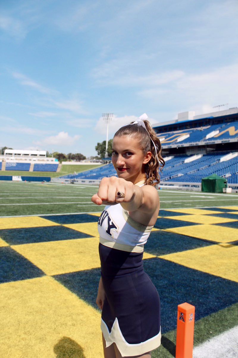 JillCastilla's tweet photo. Olivia is rocking her Firstie (senior) year @NavalAcademy! https://t.co/YRSv3ZUmJi