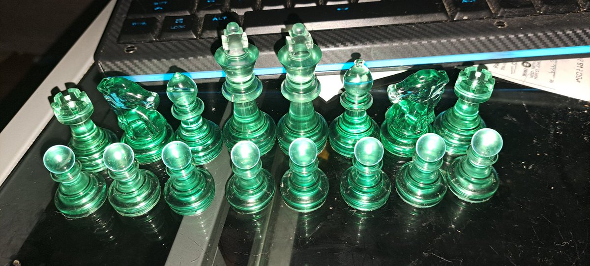 So a couple weeks ago i picked up some epoxy resin with a goal of making dice in mind. Tried and failed MISERABLY lol. I then decided to start a little easier with some chess pieces. Heres my first set :)
