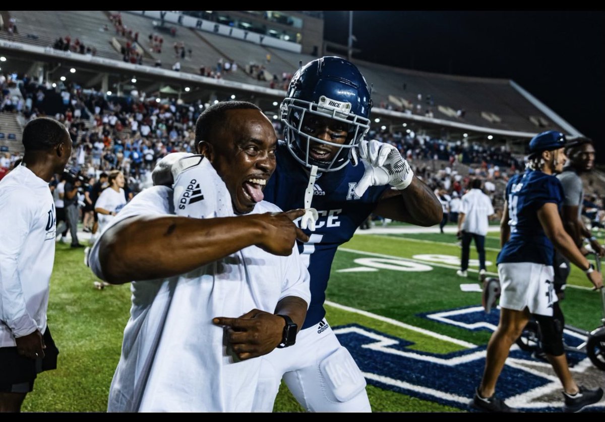 Rice Football 👊🏿💯We just getting started Don’t throw Fresch way Because his Daddy just might have to storm the field again to cool him off 👊🏿💯@YoungFresch21 <a href="/AtTheRoost/">The Roost</a> <a href="/RiceFootball/">Rice Football</a>