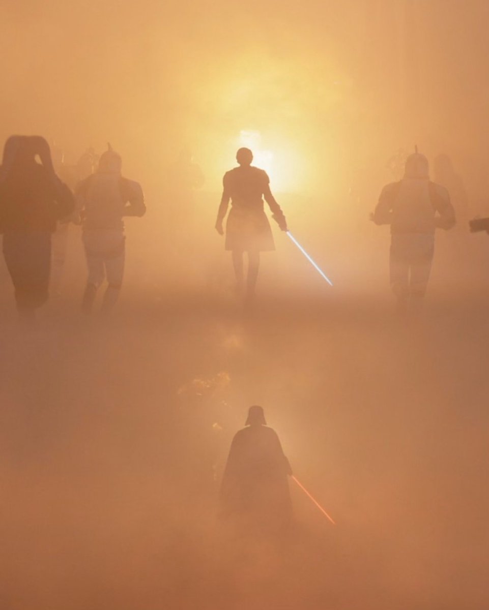 staycbp's tweet photo. Se me puso los pelos de punta #Ahsoka #AnakinSkywalker https://t.co/AgaXlbqrUS