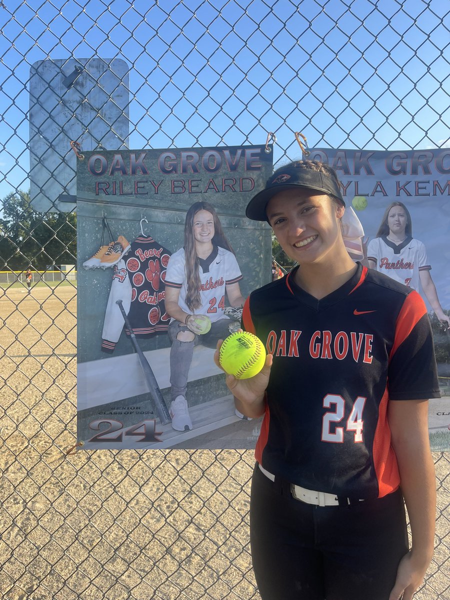 Riley Beard (@rileybeard2024) on Twitter photo Great 9-3 win over Odessa tonight bringing our record to 7-2. I went 3-4 at the plate with 2 1B and a HR. <a href="/Raven_Softball/">Benedictine Softball</a> <a href="/USMSoftball/">USM Softball</a> @OriginalsKC06 <a href="/Evolve__Academy/">Destine Performance</a> <a href="/Attackit17/">Gary Green</a> Great 9-3 win over Odessa tonight bringing our record to 7-2. I went 3-4 at the plate with 2 1B and a HR. <a href="/Raven_Softball/">Benedictine Softball</a> <a href="/USMSoftball/">USM Softball</a> @OriginalsKC06 <a href="/Evolve__Academy/">Destine Performance</a> <a href="/Attackit17/">Gary Green</a>