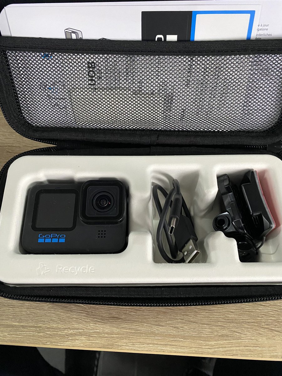 Unknown130689's tweet image. For sale
Gopro Black 11 with 3 enduro batteries
RM2000
Postage
RM15 east Malaysia
RM10 west Malaysia
#goproforsale