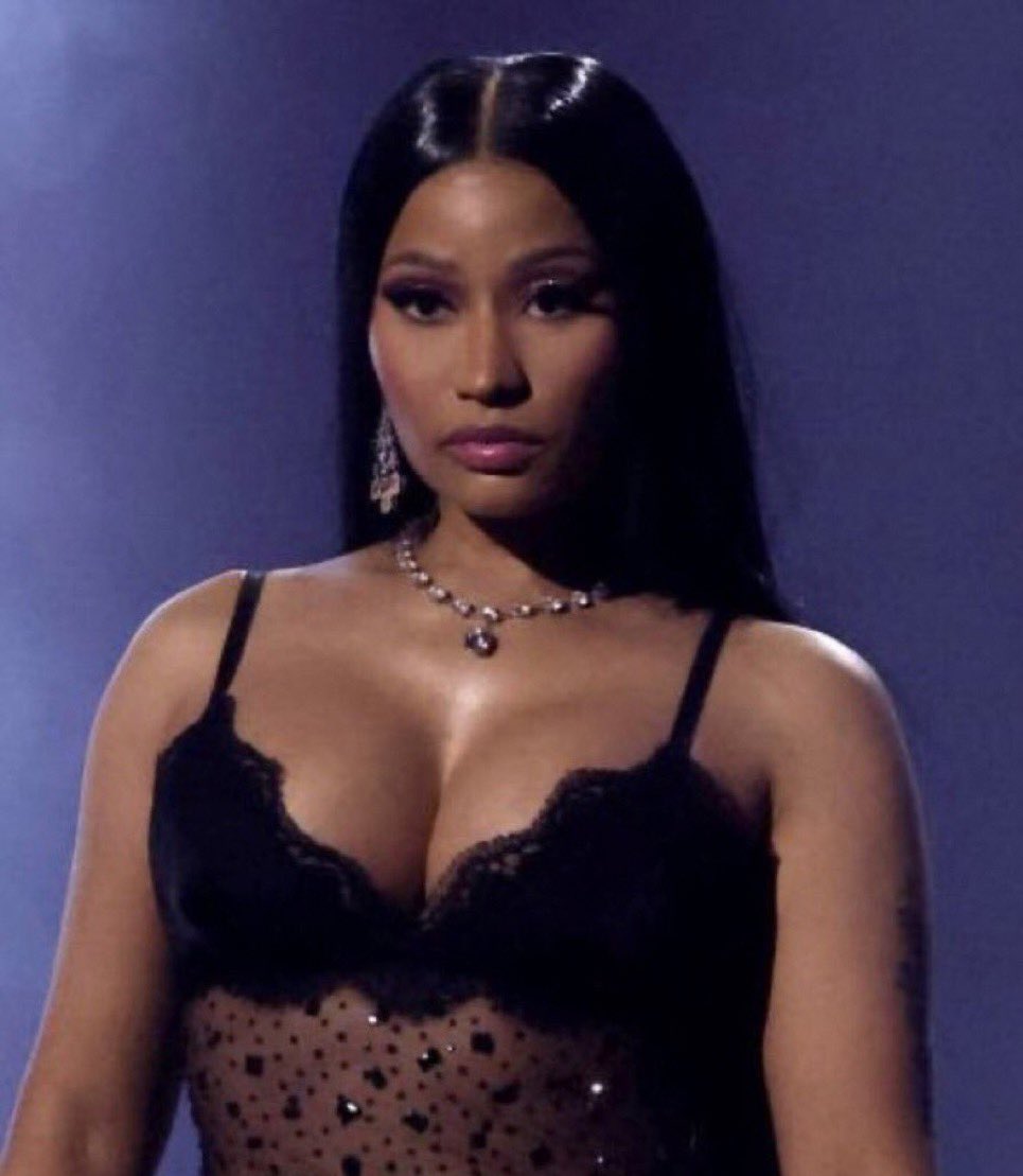 PopCulture2000s's tweet photo. NICKI MINAJ. https://t.co/pCab6j3yJ5