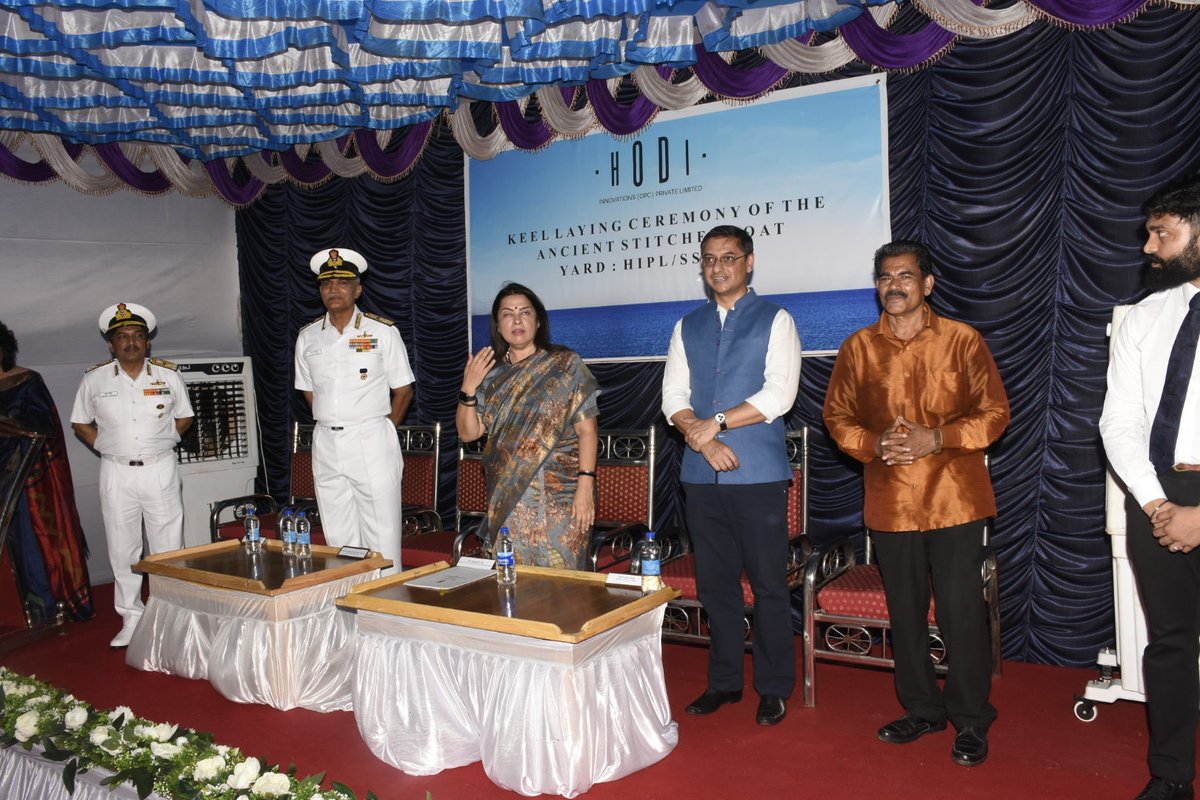 Reviving #India's Maritime Legacy

#StitchedShip Keel laying ceremony held on #12Sep 23.
Presided by Smt @M_Lekhi MoS for Culture & External Affairs, in the presence of Adm R Hari Kumar, #CNS & Mr @sanjeevsanyal, Member Economic Advisor Council to the PM.

pib.gov.in/PressReleasePa…