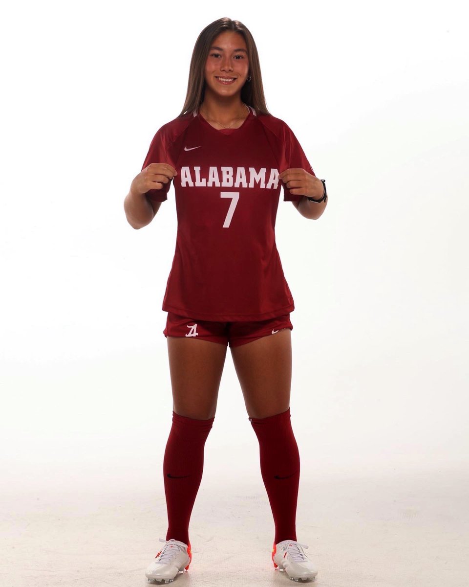 I am beyond excited to announce my verbal commitment to play D1 soccer & continue my academic career at the University of Alabama. I want to thank God, my family, coaches, and friends for supporting my journey. @AlabamaSoccer Can’t wait to join the BAMA Family.❤ #RollTide 🌊🐘