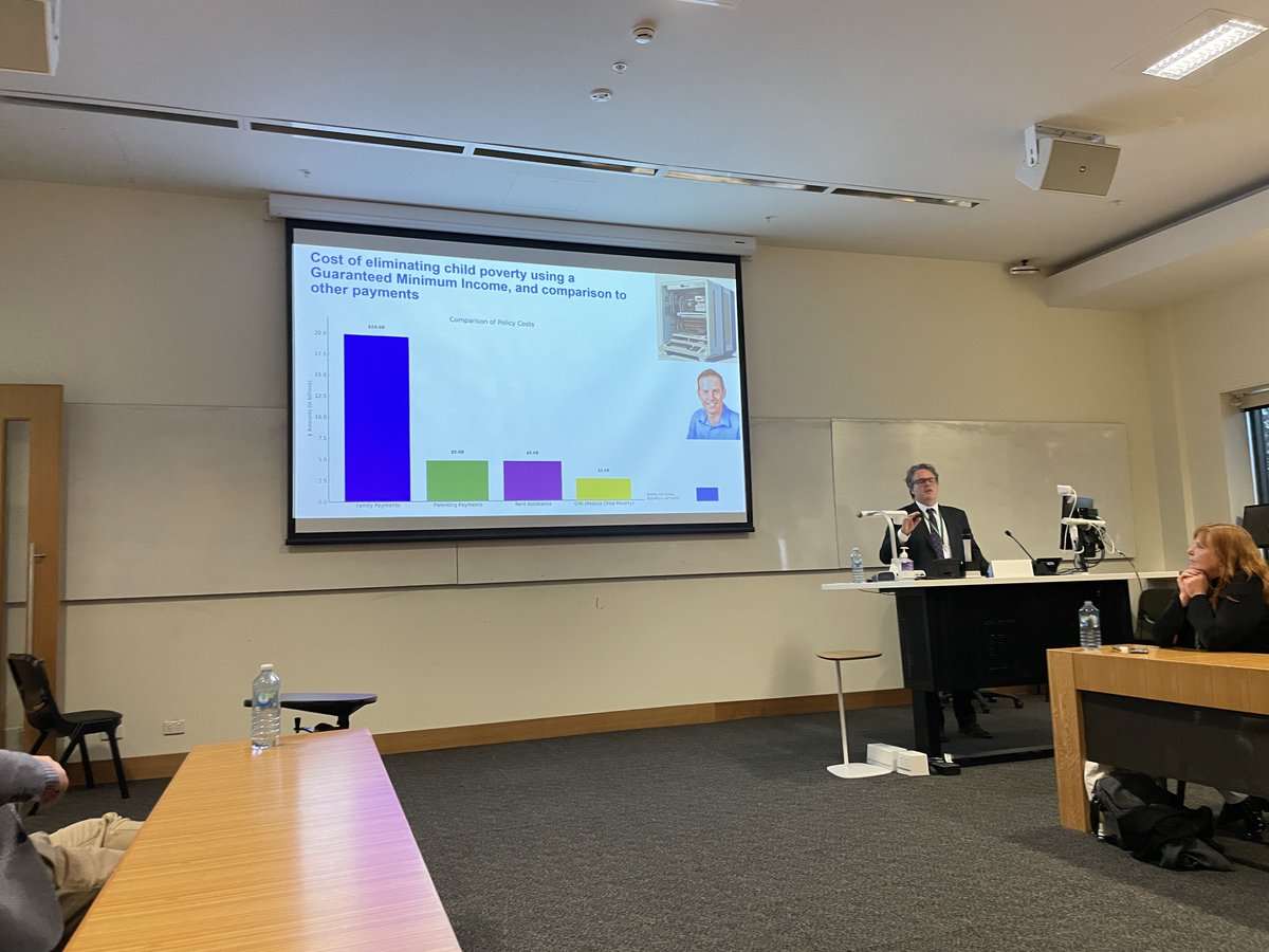 Exciting modelling presented by A/Prof Ben Edwards @WhatAustThinks: 1. impacts on child poverty with a doubling of Family Tax Benefit A & B 2. the cost of eliminating child poverty through a guaranteed minimum income A great start to have modelling, now need a trial & gov buy-in!