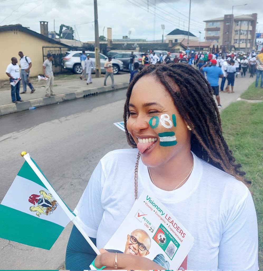 Crownprince_Com's tweet image. BREAKING NEWS Obidients with small followers kindly drop your Handle Asap Let&apos;s grow your accounts ❤️

LIKE Retweet and follow me 📌 IFB 📌
Follow everyone that like and Retweet....

Naira Marley/Arrest Peter Obi/Obi Cubana/Wizkid/Bella Shmurda/Nnamdi Kanu/Rest In Peace Mobad