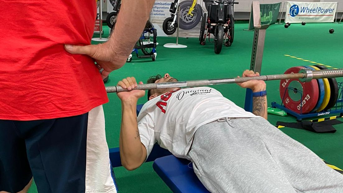 IGuttmann's tweet photo. 👩🦽 1er dia de competicions Inter Spinal Unit Games #ISUG2023
Els nostres pacients han participat a les proves de natació, rugby, basquet, tir amb arc, powerlifting i bàdminton.
A les sèries natació 4 victòries👏 i a powerlifting l'Álvaro és que ha aixecat més pes; 90Kg.💪 https://t.co/yL14mHRqWj
