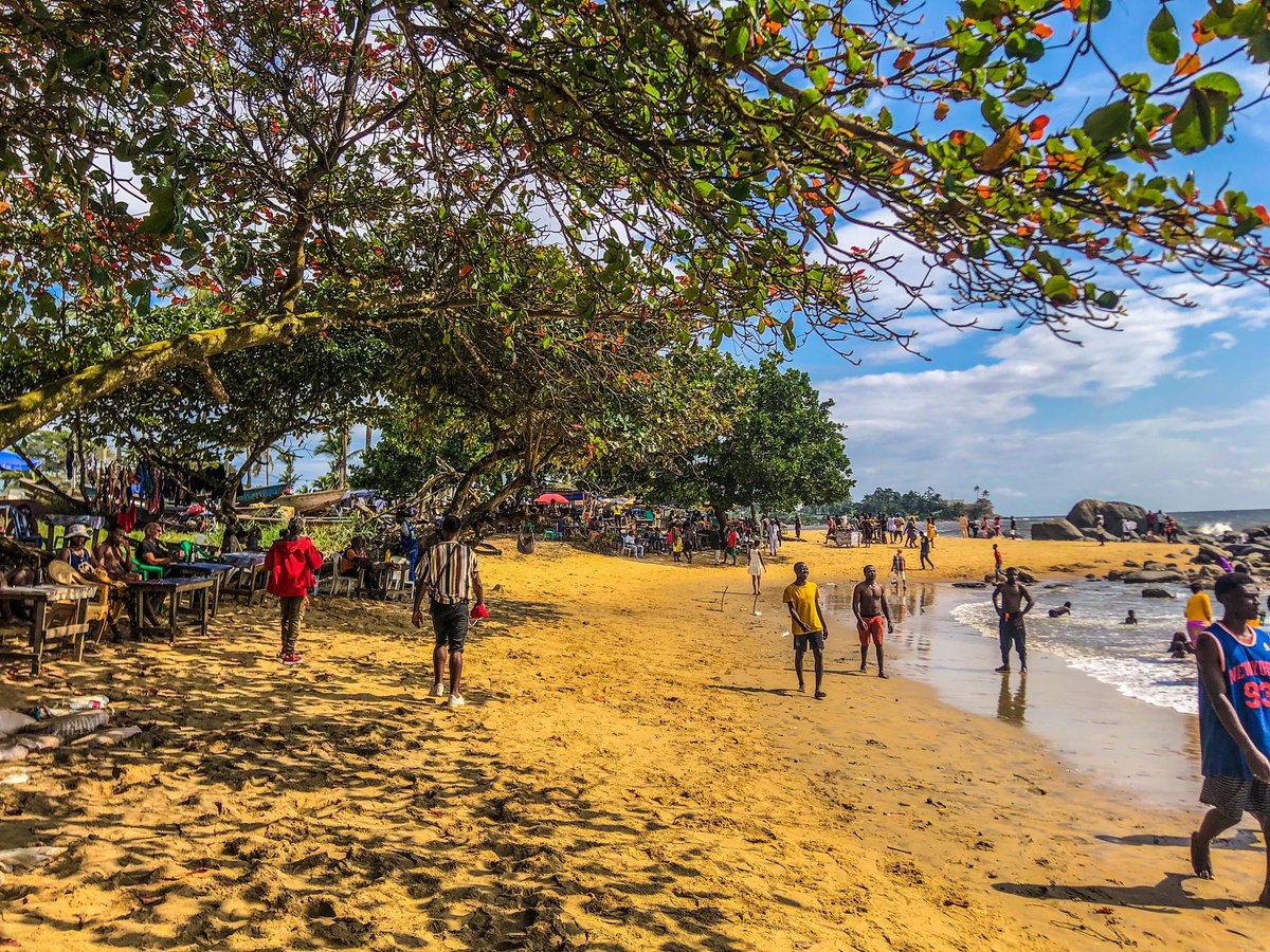rodriguexplore's tweet photo. Plage de ngoyè 1
Kribi,Cameroun.
#VisitCameroun #VisitKribi #Kribi #Cameroun #TheToursitGuide https://t.co/i4RZ1iUAzK
