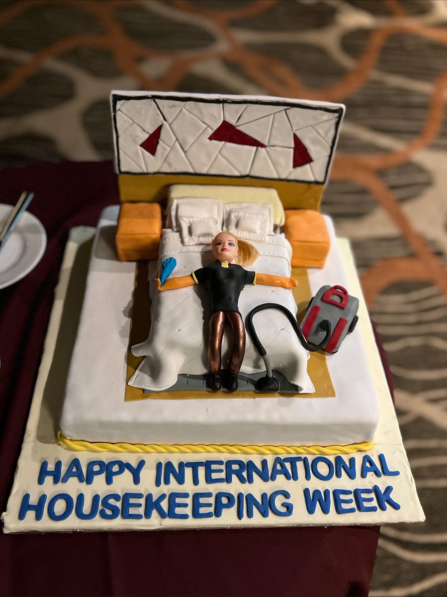 HolidayInnDelhi's tweet photo. #InternationalHousekeepingWeek, we proudly recognized the backbone of our hotel, our diligent housekeeping team. Throughout the week, we celebrated their hard work with various activities, emphasizing our gratitude for their tireless efforts.
@IHGhotels @HolidayInnDelhi https://t.co/H9SJaJWMoy