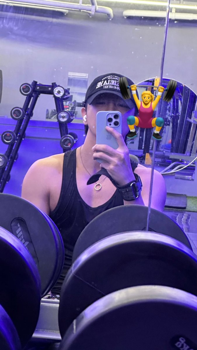 acetranslation's tweet photo. 230913 Lee Donghun Instagram Story Update ✨

🏋️‍♀️ https://t.co/bPJsvHO3qe
