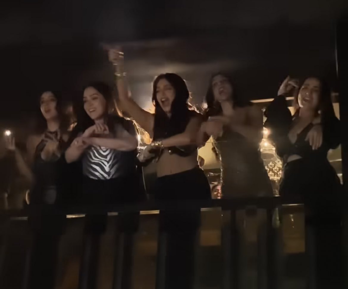 filmfare's tweet photo. #BhumiPednekar, #ShehnaazGill, #DollySingh, #KushaKapila, and #ShibaniBedi dance their hearts out at the song launch of #Haanji from #ThankYouForComing! ✨ https://t.co/RMeqKlrqKC