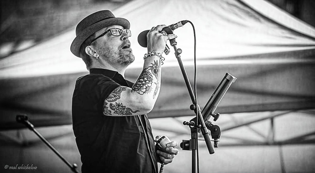 feenstrablues's tweet photo. LISTEN AGAIN
Paddy Wells @DustRadioBlues just a click away
https://t.co/5Pfwexwxj6
@musicUwant2hear @PBear70 @RichardCarabine  @BluesHour @BluestownM @BluesMattersMag  @UKBluesFed @BluesBritain #paddywells #tomjackson #dustradio #problemandremedy #hittrackstop100 #feenstrablues https://t.co/m257MpdtI5