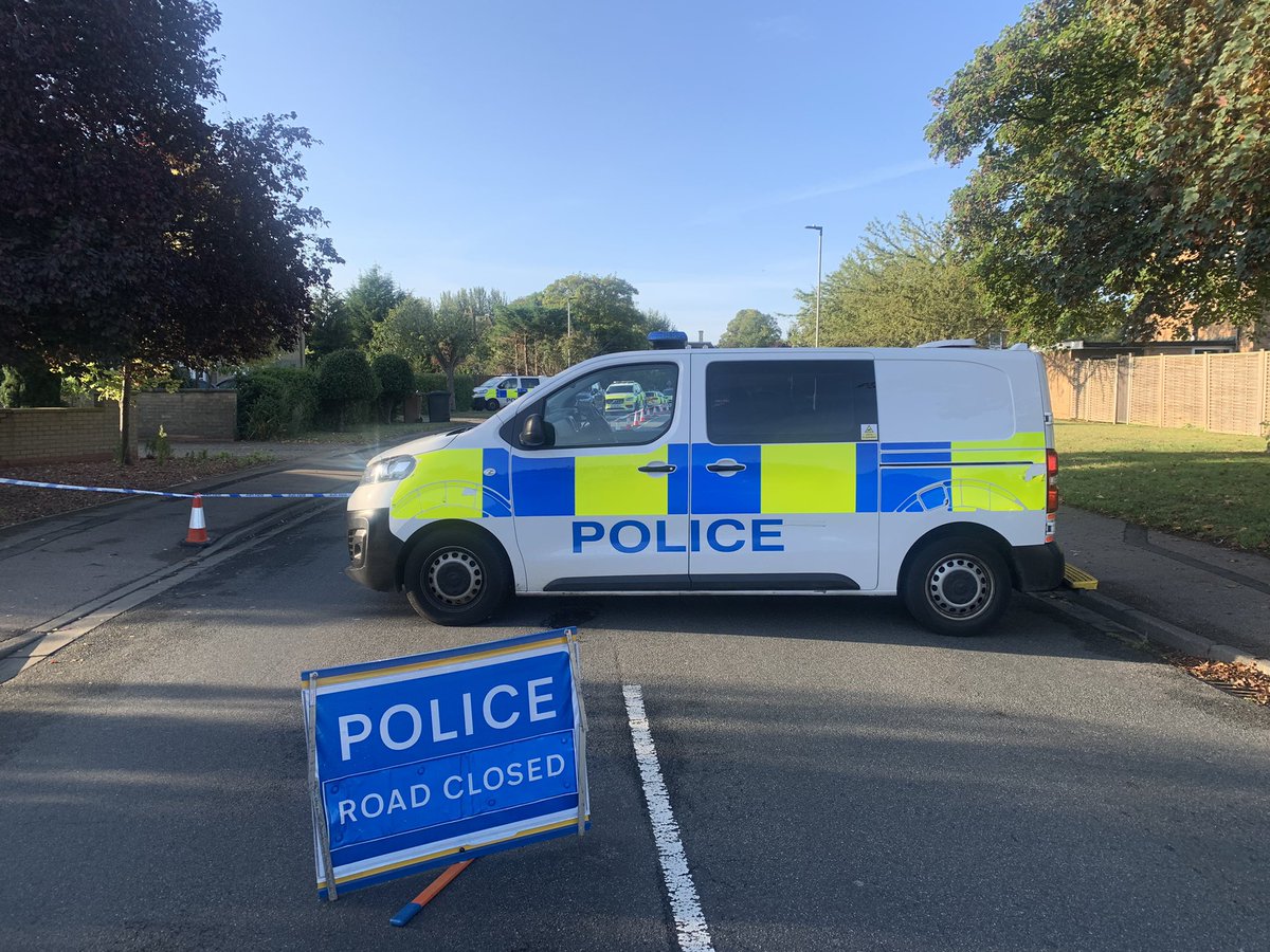 shariquasyed92's tweet photo. Large emergency presence including ambulance and armed police this morning in Audley Gate, Netherton, #peterborough ( it’s a busy street with school traffic every morning normally). Police have closed off entrance Via Thorpe road. @BBCCambs @BBCLookEast @BBCNews https://t.co/KTT8UTKRFy