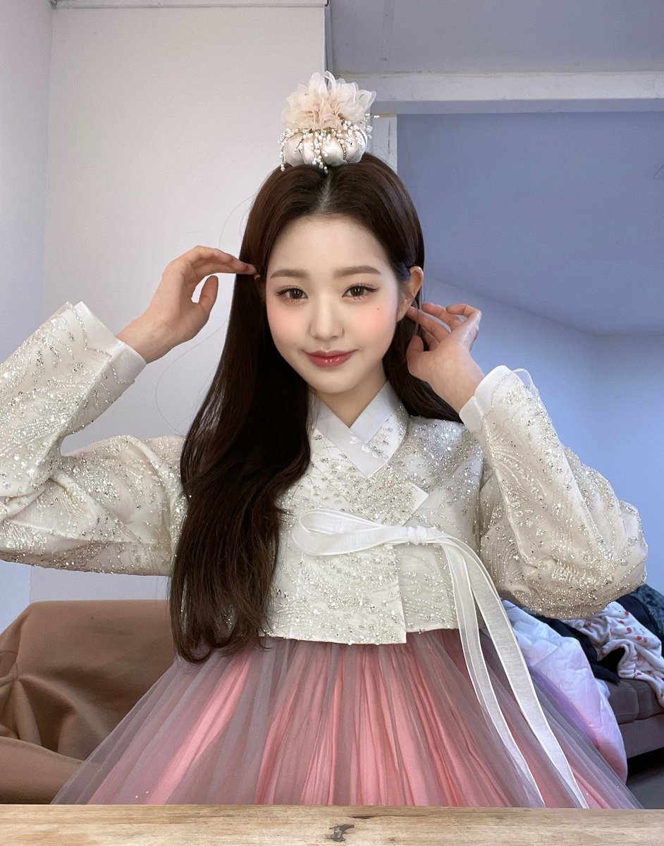 ⠀⠀  
             ╭ ◜◝  ͡  ◜  ͡  ◜◝ ◜  ͡  ◜◝◜  ͡  ◝ ╮
             (     天使 𝚋ꫀa𝕥s ✪ u𝚙da𝕥e    )
             ╰◟◞  ͜  ◟◞  ͜  ◟◞◟◞   ͜  ◟◞  ͜ ◞ ╯
                °. ♡
               .   °
　        __♡
     ⊂⊂ ・）
　     /　 |
     ⊂＿_u