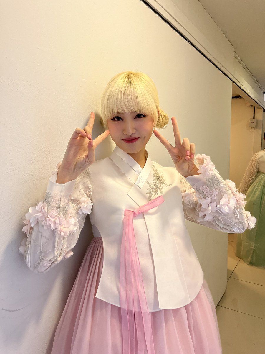 ⠀⠀  
             ╭ ◜◝  ͡  ◜  ͡  ◜◝ ◜  ͡  ◜◝◜  ͡  ◝ ╮
             (     天使 𝚋ꫀa𝕥s ✪ u𝚙da𝕥e    )
             ╰◟◞  ͜  ◟◞  ͜  ◟◞◟◞   ͜  ◟◞  ͜ ◞ ╯
                °. ♡
               .   °
　        __♡
     ⊂⊂ ・）
　     /　 |
     ⊂＿_u